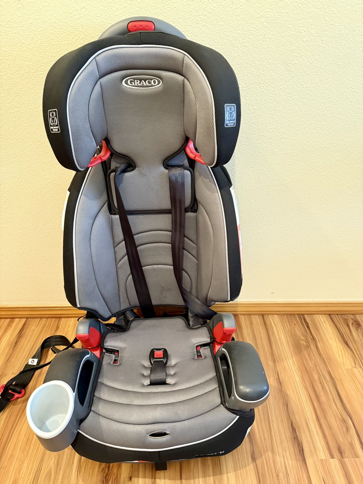 Graco Convertible High Back booster Seat