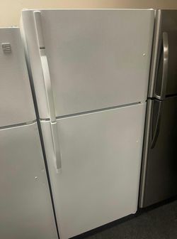 White Top Mount Refrigerator Energy Efficient