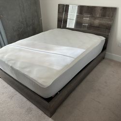 Beautiful Queen Bed Frame by Status Italia - Like New! - Delivery Available 