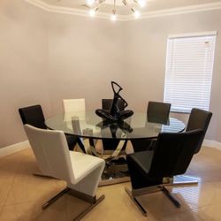 Large Round Glass Table 