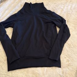 Women’s Black Soft Cotton Long Sleeve Size 4