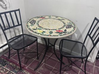 Bistro Table Indoor/outdoor