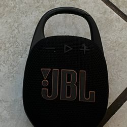 JBL Clip 5 Bluetooth Wireless Speaker