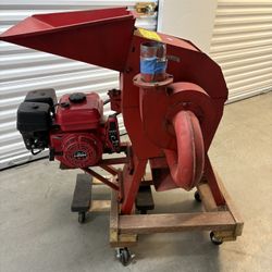Gas-Powered Straw Hammer Mill – (Used, Good Condition)