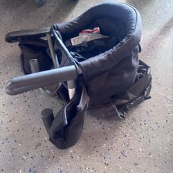 Inglesina Fast Chair Hook on Table