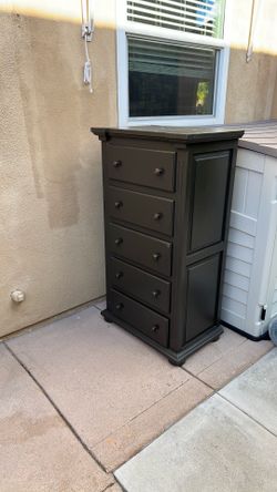 Dresser solid wood