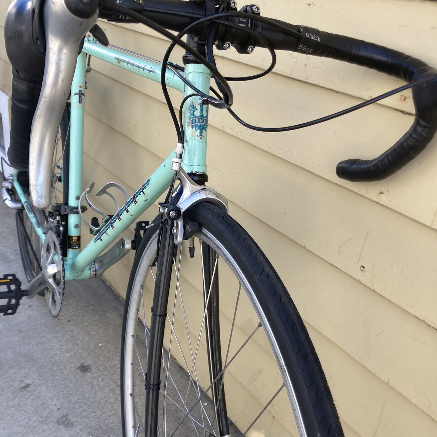 bianchi bicycle frames for sale Sprint 2026 - Shimano 105 2x12sp The return of an icon Bianchi specialissima . . For