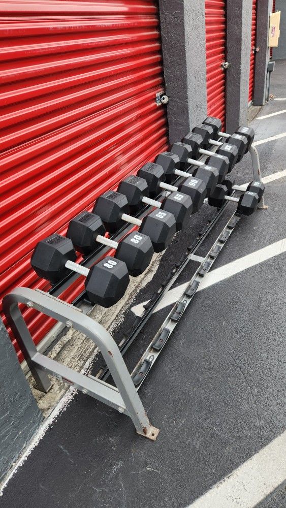 Free Gratis NAUTILUS  Rack ONLY  IF you BUY  the Hex Dumbells SET  75s To 100s. Delivery For Extra

( 1050 POUNDS TOTAL)$1000

NOT SOLD SEPARATELY 