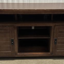 Used Very Nice Wooden TV Stand With A Lot Of Storage
