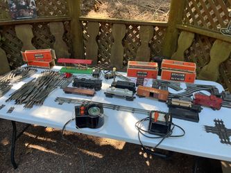 Older Lionel Train set