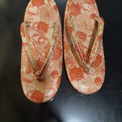 Vintage Japanese Geisha shoes w/Bells in Heels
