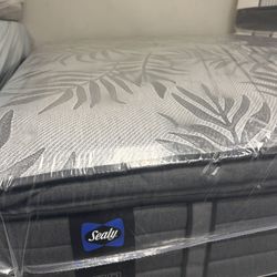 Sealy Posturepedic Queen & King Mattress