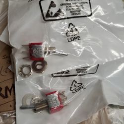 Toggle Switch C&K 7201SYCQE ON/OFF TOGGLE SWITCH 4 PCS