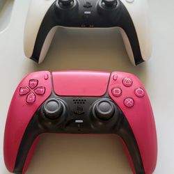 PS5 Controllers