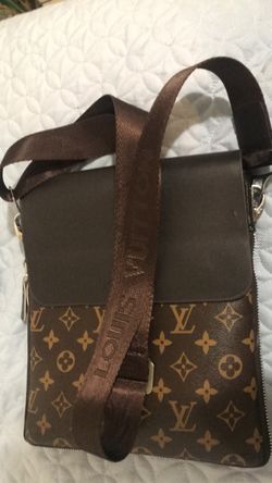 LV cross bag