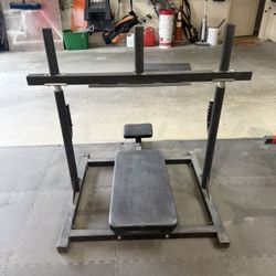 Titan Vertical Leg Press