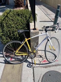 Specialized Dolce road bike (women’s)