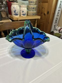 White Cristal Murano Art Glass Basket 