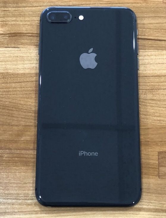 iPhone 8+ black