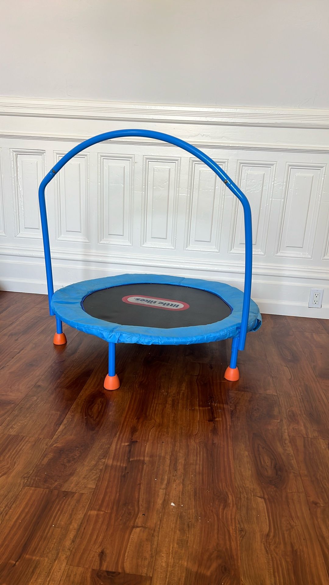 Trampoline