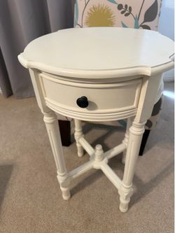 Side table/plant stand