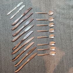 Oneida Community TWIN STAR Spoons & Knives