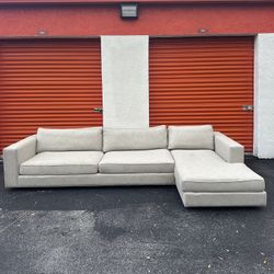 Restoration Hardware Modena Sectional Sofa l Like New l Free Delivery 🚚 
