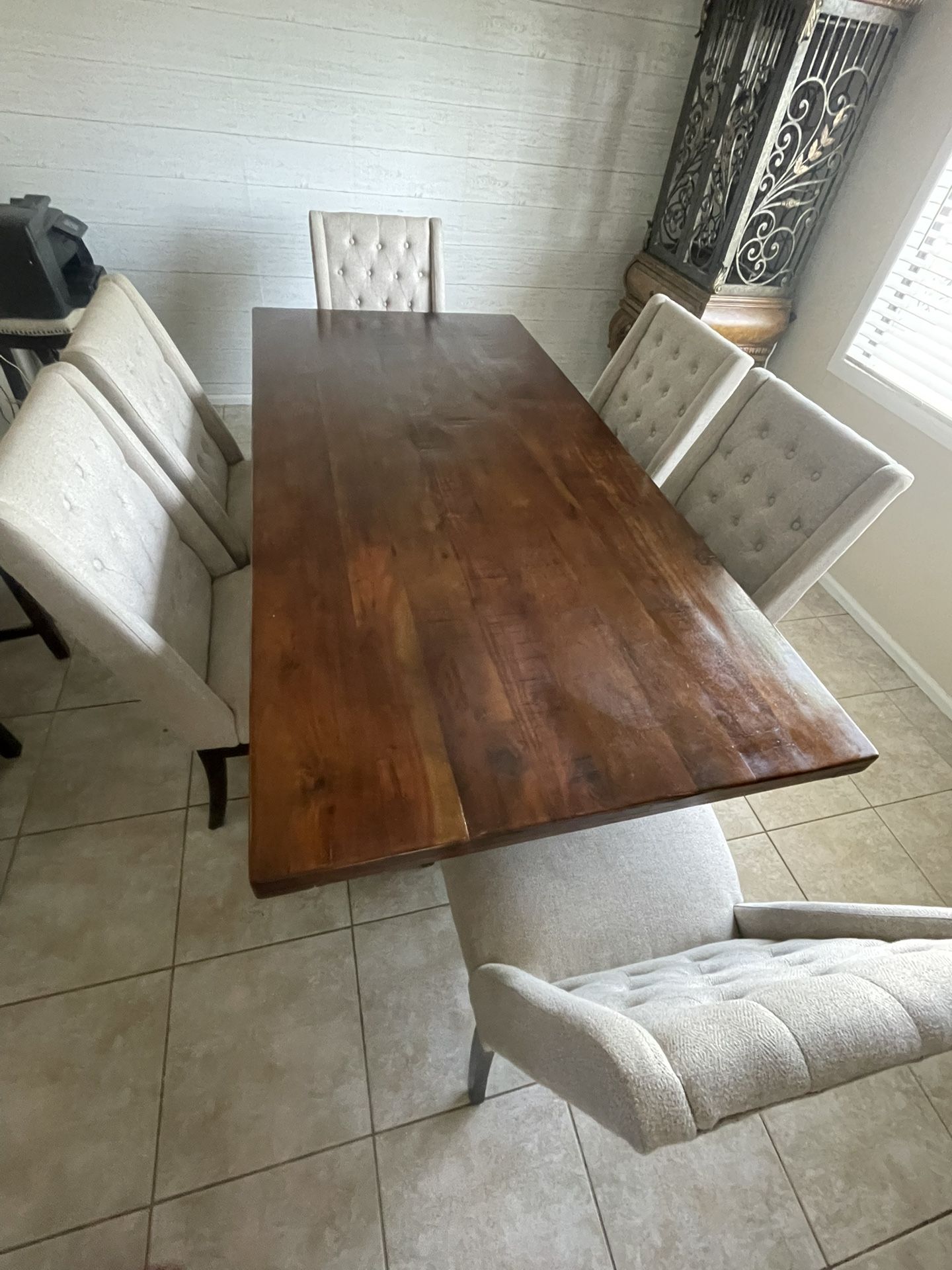 Dining table With Chairs