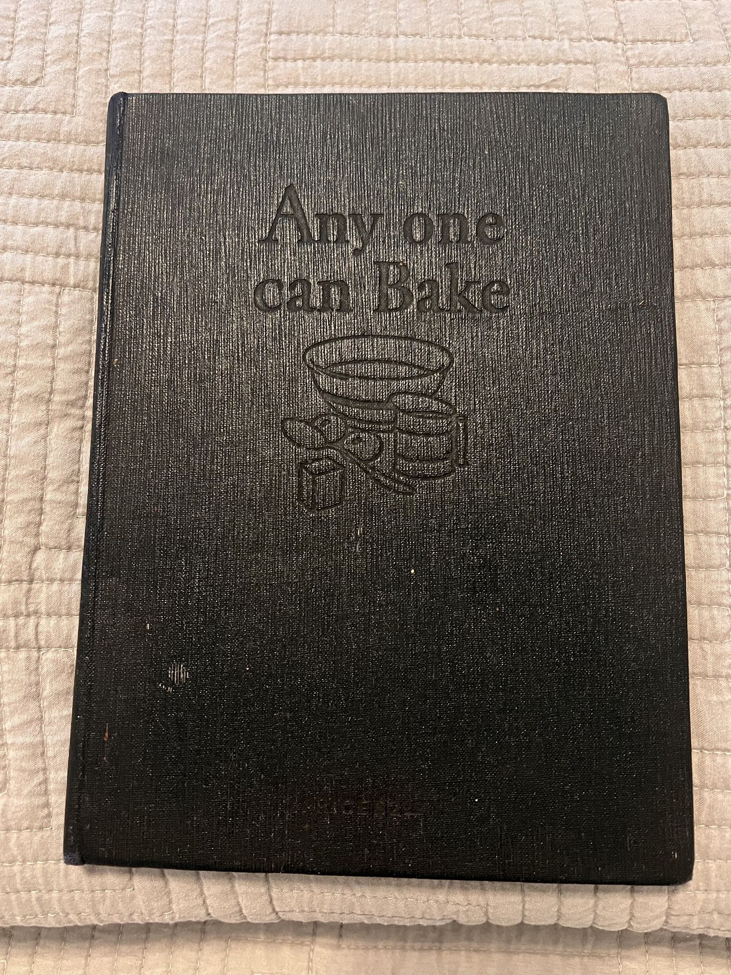 Everyone Can Bake Recipe Book 1927 Royal Baking Powder Co. New York