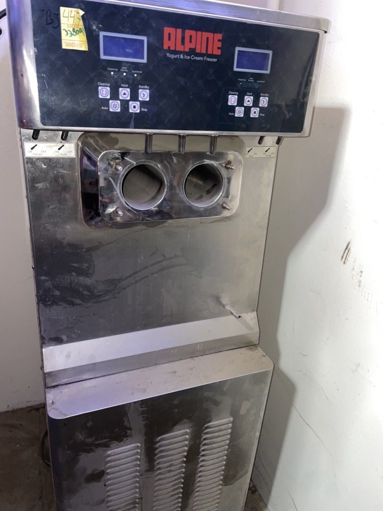 Alpine Ice Cream Machine $100