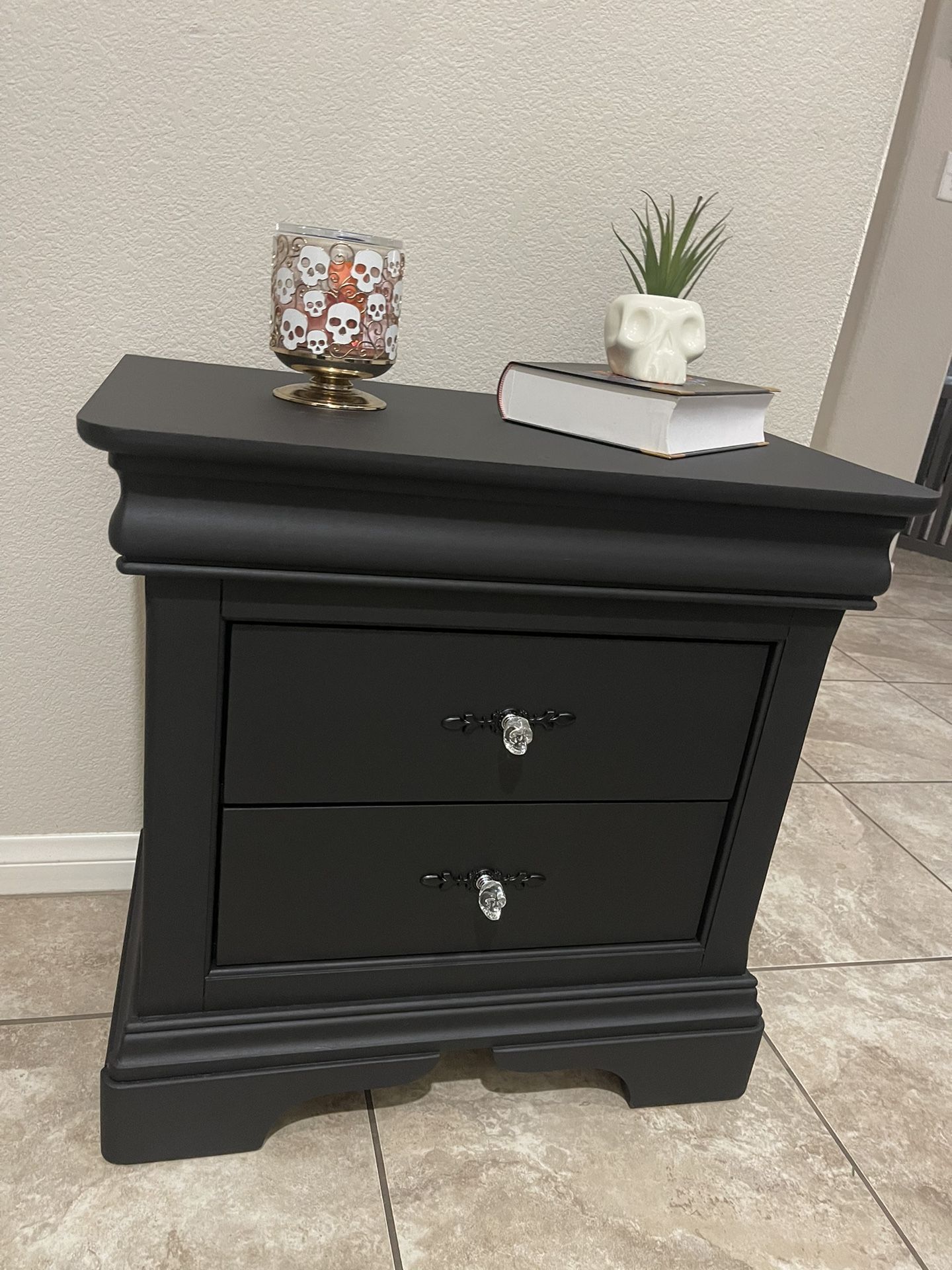 Gothic Inspired nightstands X2