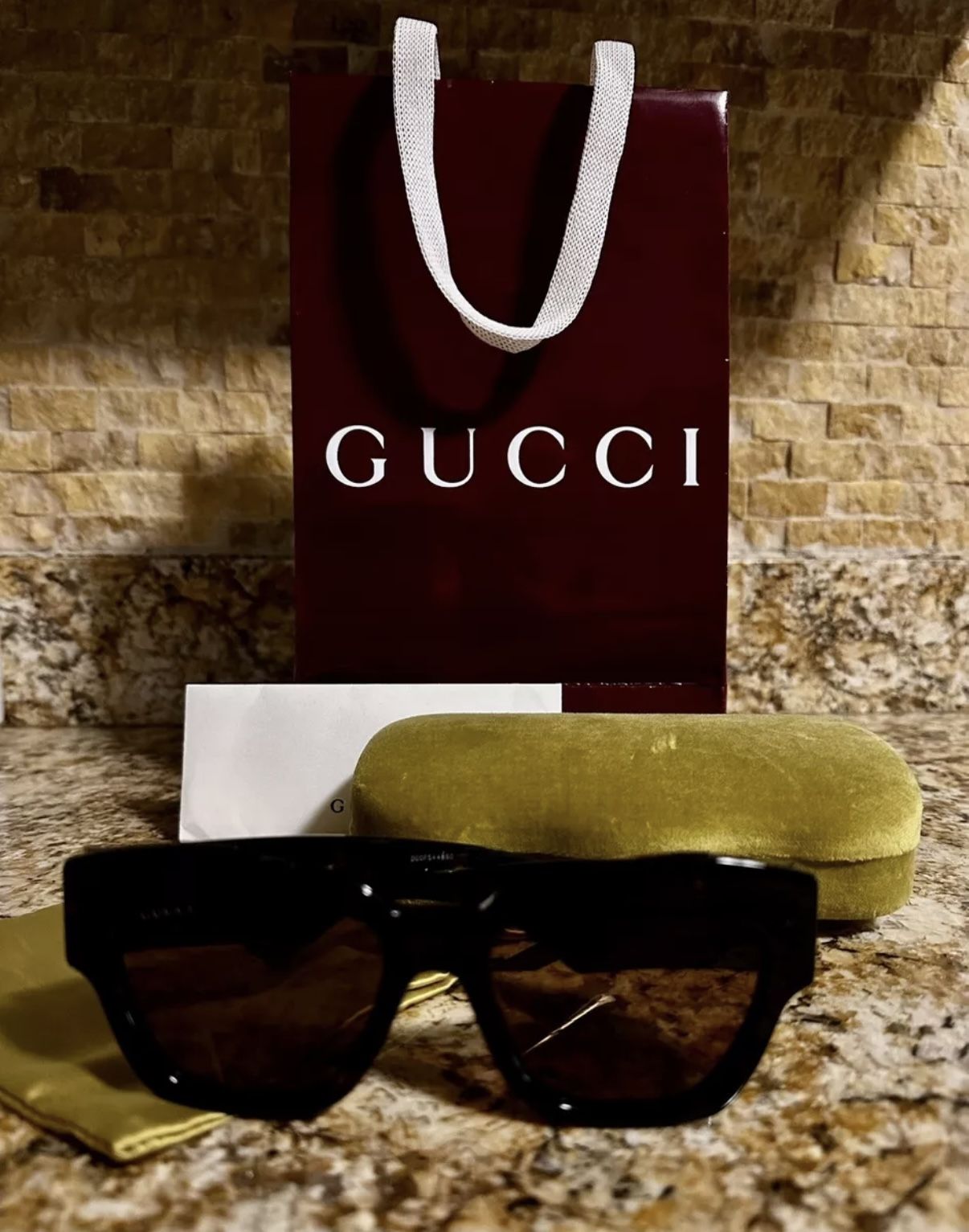 Gucci GG1422S Women’s Cat Eye Sunglasses Tortoise Shell Havana/Brown 55/19/145