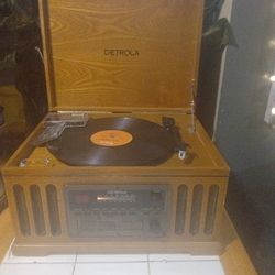 Record Player 
