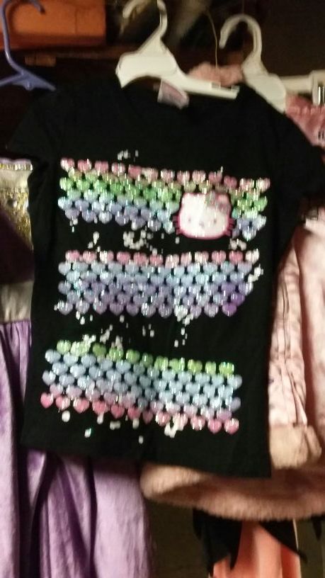 Girls hello kitty size 6