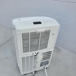 Air Conditioner 6.5k Btu Used LG