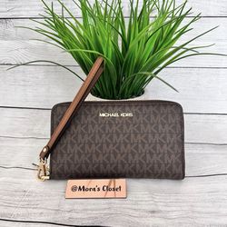 Michael Kors Flat Phone Wallet - Wristlet