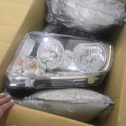 2013 Jeep Grand Cherokee Replacement Headlights 