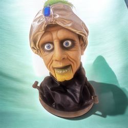 Halloween Gemmy eyes light up 10” Animated. The Head Awakens and Speaks