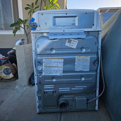 220 Electric dryer GE, white