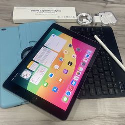 Apple IPad 7th Generation (10.2” Retina /Latest IOS 18) 32GB case  & Accessories 