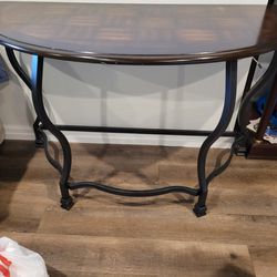 Entry, Console Table 