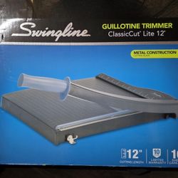 Swingline Cutting Board 