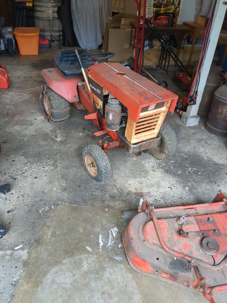 Old Simplicity 727 Lawn Mower