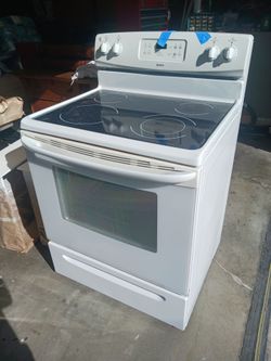 Kenmore free standing stove