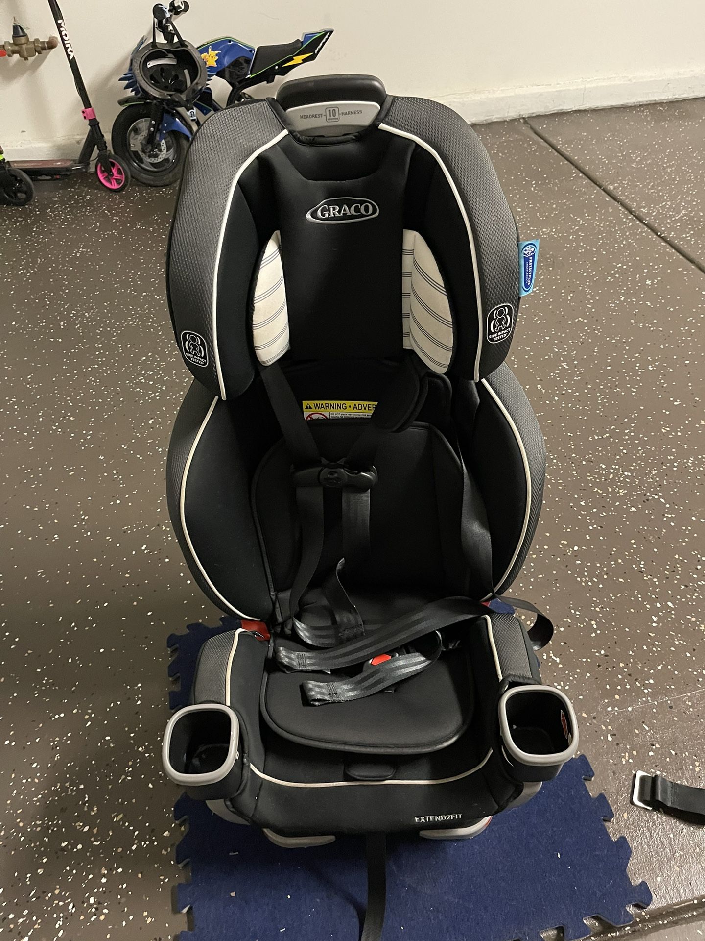 GRACO 3-in-1 Car Seat Extend2Fit