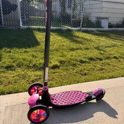 Glider Deluxe Kids Scooter