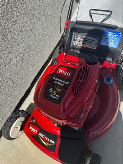 Toro recycler self propelled lawn mower