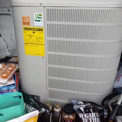 BRAND NEW  AC Unit   CASH ONLY 