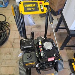 Dewalt 3600psi Gas Pressure Washer 