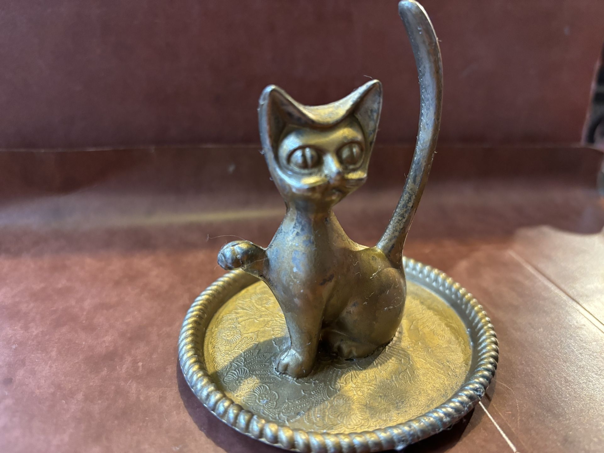 Vintage Chinese cat ring holder